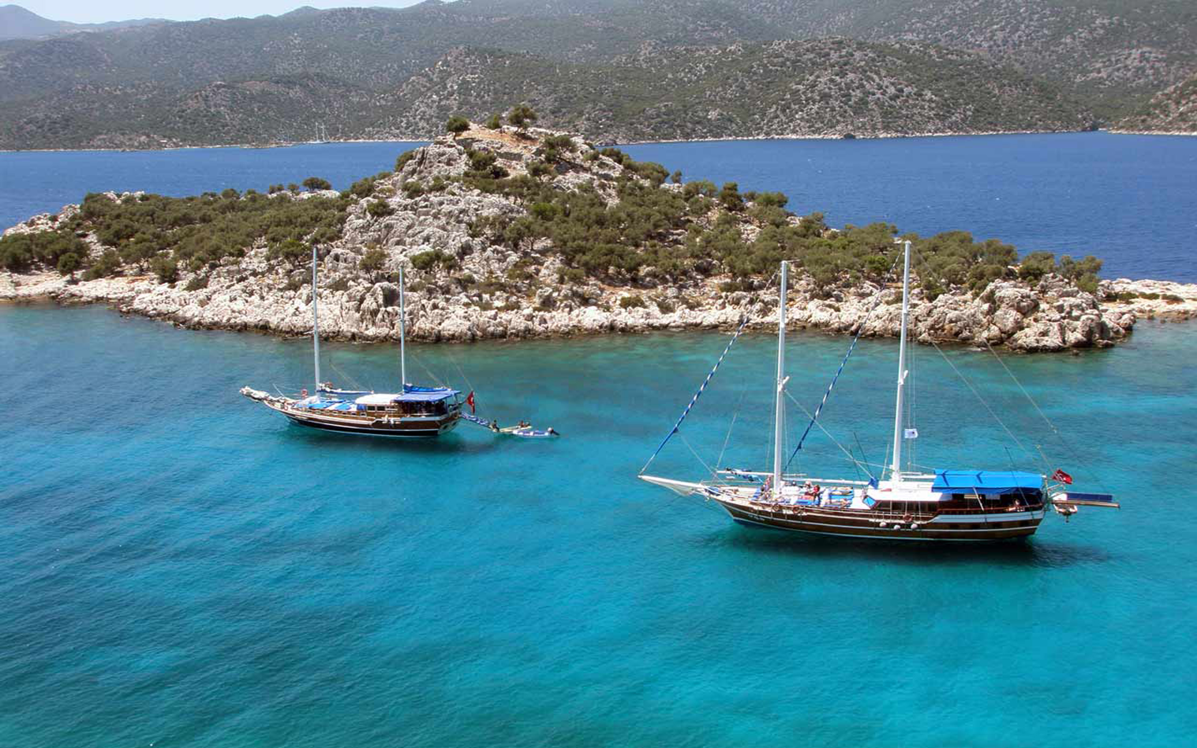 Gulets sailing the turquoise coast
